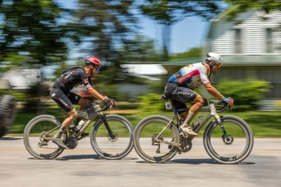 24 mph and 295 watts for 8 hours: Inside the unbelievable ride that won Unbound 200